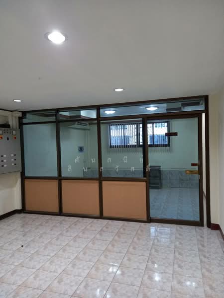 ขายตึกอาคาร 4 ชั้น ตั้งอยู่ 342/6 ซอยพัฒนาการ 30 แขวงสวนหลวง เขตสวนหลวง กทม. 10250, Bangkok, Suan Luang, Suan Luang, Bangkok, , 292 sqm, Shophouse For Sale, by ศันสนีย์ สินสวัสดิ์, 11756227 - DDproperty.com