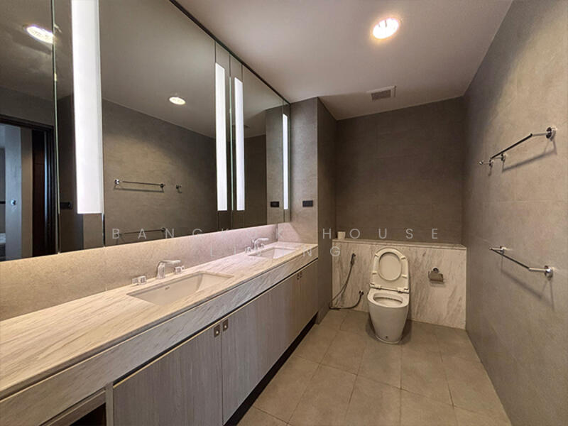 Piya Residence, Bangkok, Soi Sukhumvit 28-30, Khong Tan, Khlong Toei, Bangkok, 4 Bedrooms, 285 sqm, Condo For Rent, by Bangkok House Living, 11756336 - DDproperty.com