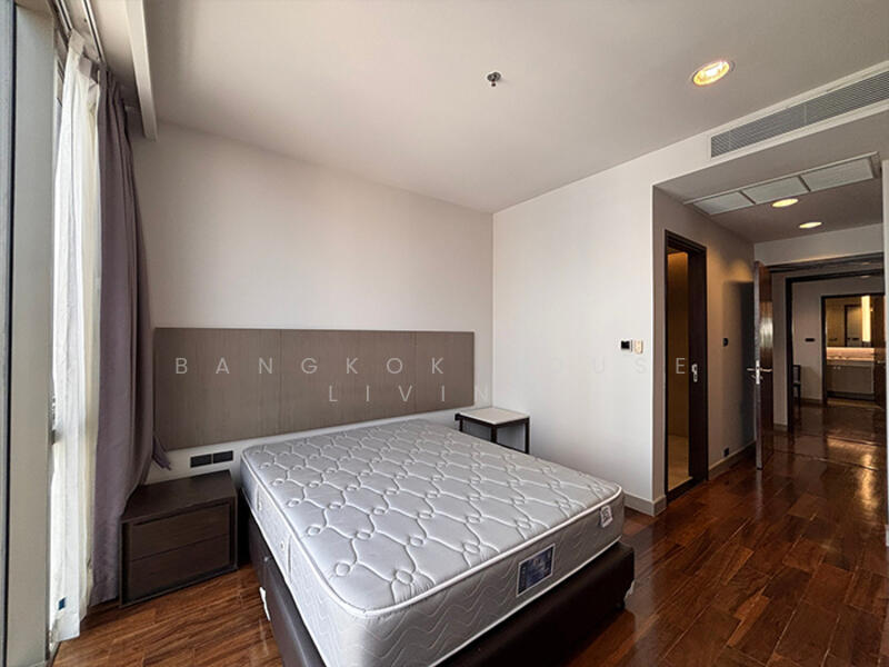 Piya Residence, Bangkok, Soi Sukhumvit 28-30, Khong Tan, Khlong Toei, Bangkok, 4 Bedrooms, 285 sqm, Condo For Rent, by Bangkok House Living, 11756336 - DDproperty.com