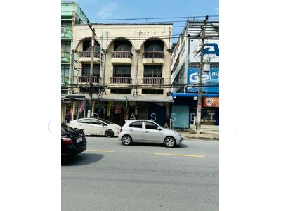 ขาย - ขาย ตึกแถว 3 ชั้นครึ่ง พัฒนาการคูขวาง จ.นครศรีธรรมราช รหัส : T8110, นครศรีธรรมราช