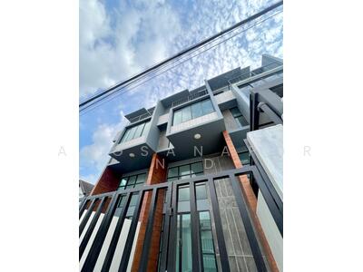 ขาย - ทาวนืโฮม 5 ชั้น ใกล้ Jas วังหิน, กรุงเทพ