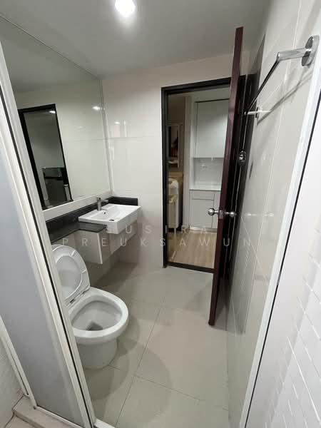 The Kris Ratchada 17, Bangkok, Inthamara 45 Alley, Din Daeng, Din Daeng, Bangkok, 1 Bedroom, 39 sqm, Condo For Sale, by Susira Prueksawun, 11756780 - DDproperty.com