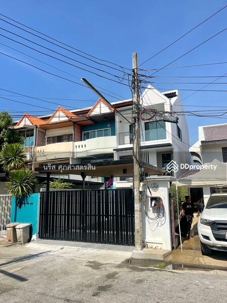 For Sale - Townhouse for sale 29 sq.w. Tiwanon Nonthaburi, Nonthaburi