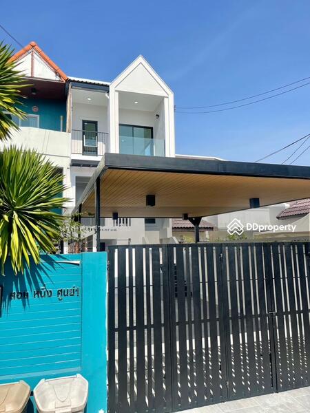 For Sale - Townhouse for sale 29 sq.w. Tiwanon Nonthaburi, Nonthaburi