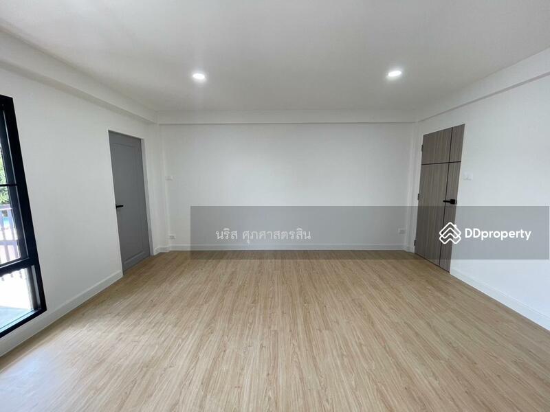 For Sale - Townhouse for sale 29 sq.w. Tiwanon Nonthaburi, Nonthaburi