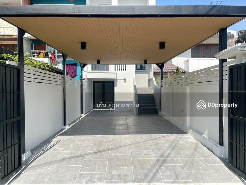 For Sale - Townhouse for sale 29 sq.w. Tiwanon Nonthaburi, Nonthaburi