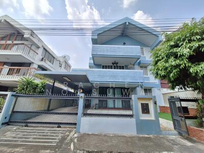 ขาย - Panya Pattanakarn Village : หมู่บ้านปัญญา พัฒนาการ, กรุงเทพ