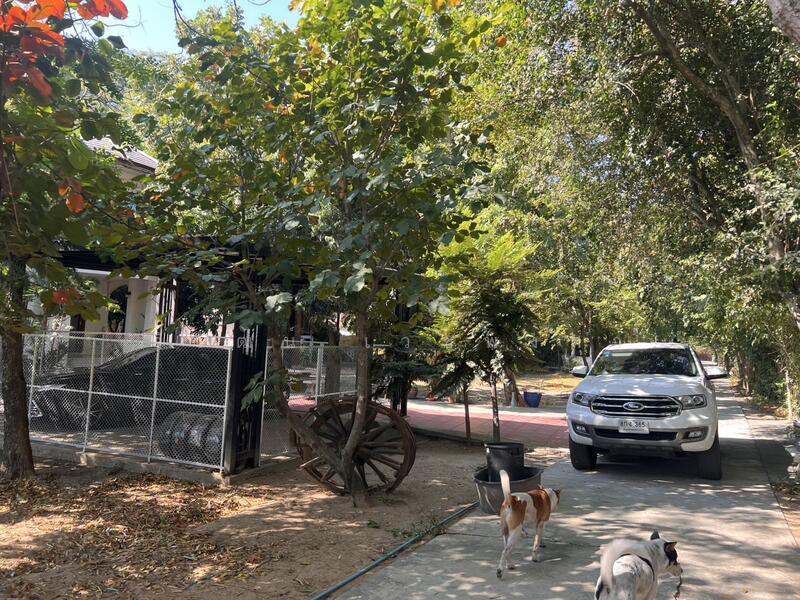 Land for sale next to Khlong Om Non canal, includes 3 houses, near Ratchaphruek-Kanchanaphisek Rd., Nonthaburi, Bang Muang, Bang Yai, Nonthaburi, , 7,676 sqm, Land For Sale, by วิวัฒน์ เวชพงศา, 11759714 - DDproperty.com