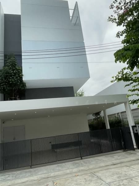 10210, Bangkok, Sanam Bin, Don Mueang, Bangkok, 3 Bedrooms, 200 sqm, Townhouse For Rent, by กุลจิรา อภัยโส, 11760262 - DDproperty.com