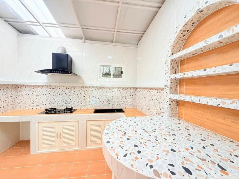 Baan Pongsirichai 2, Samut Sakhon, Om Noi, Krathum Baen, Samut Sakhon, 4 Bedrooms, 120 sqm, Townhouse For Sale, by Connex Property, 11760263 - DDproperty.com