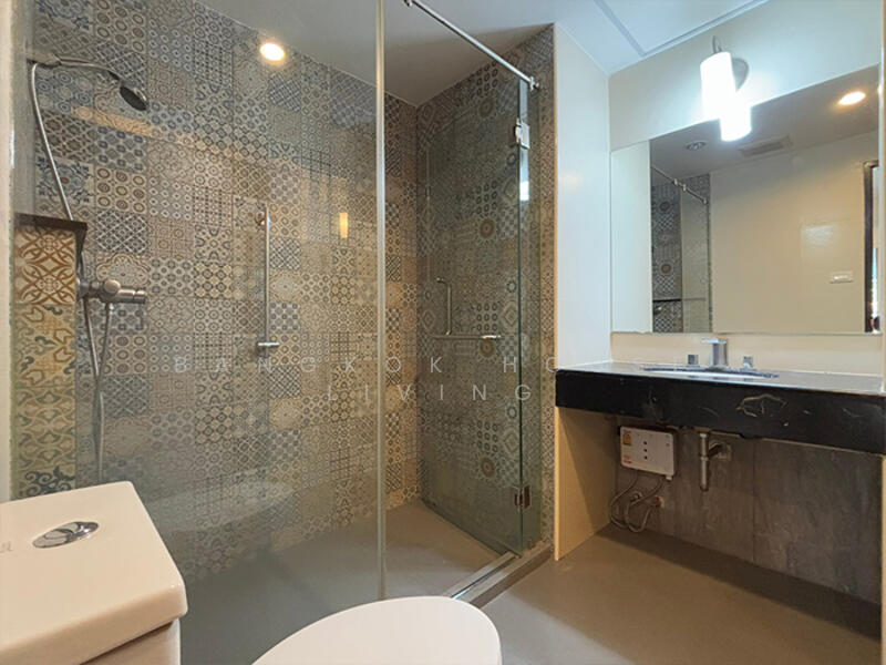 Le Raffine Sukhumvit 24, Bangkok, Soi Sukhumvit 24, Khong Tan, Khlong Toei, Bangkok, 2 Bedrooms, 166 sqm, Condo For Rent, by Bangkok House Living, 11760264 - DDproperty.com