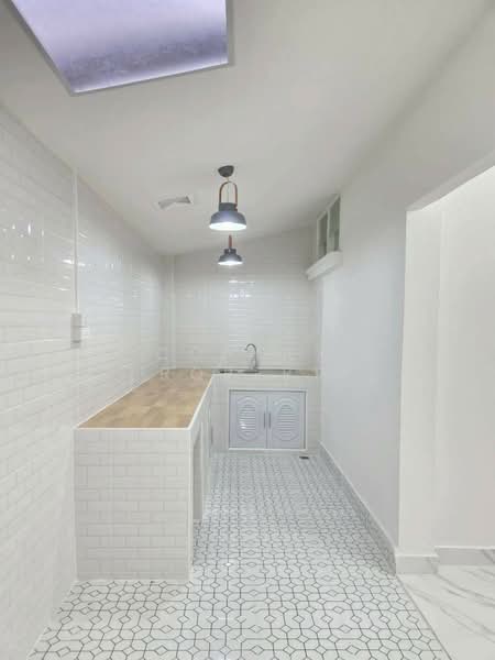 Baan Fah Rangsit Klong 4, Pathum Thani, ทางหลวงแผ่นดินหมายเลข 305 ต.บึงยี่โถ อ.ธัญบุรี จ.ปทุมธานี, Bang Yitho, Thanyaburi, Pathum Thani, 3 Bedrooms, 125 sqm, Townhouse For Sale, by Connex Property, 11760554 - DDproperty.com