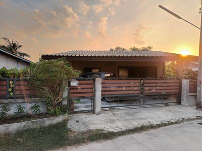 ขาย - บ้านนอกซอย5 ชุมชนหนองค้อศรีราชา, ชลบุรี