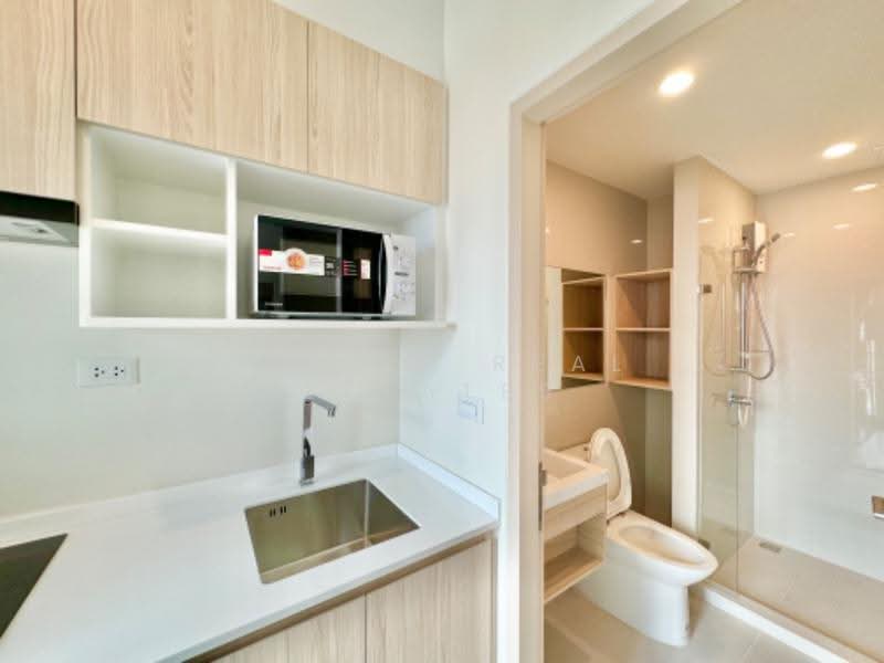 NUE Noble Ratchada-Lat Phrao, Bangkok, Lat Phrao Road, Chan Kasem, Chatuchak, Bangkok, Studio, 23 sqm, Condo For Sale, by Living Real Estates, 11761158 - DDproperty.com