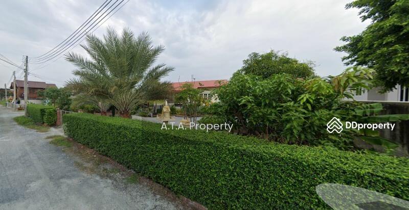 For Sale - Land for sale in Ban Puk, Chonburi, with a 3 bedroom detached house, Chon Buri