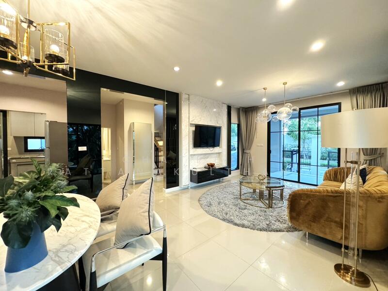 For Rent - Setthasiri Pattanakarn, Bangkok