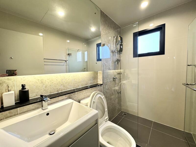 For Rent - Setthasiri Pattanakarn, Bangkok