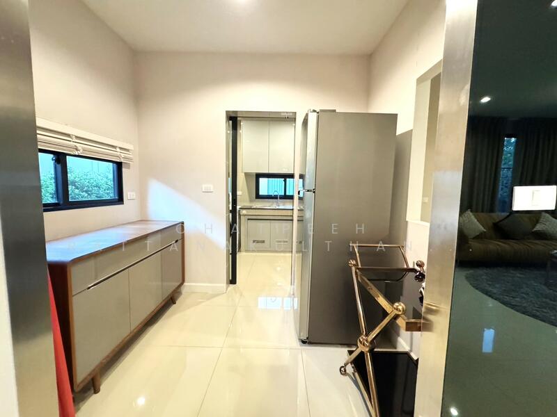 For Rent - Setthasiri Pattanakarn, Bangkok