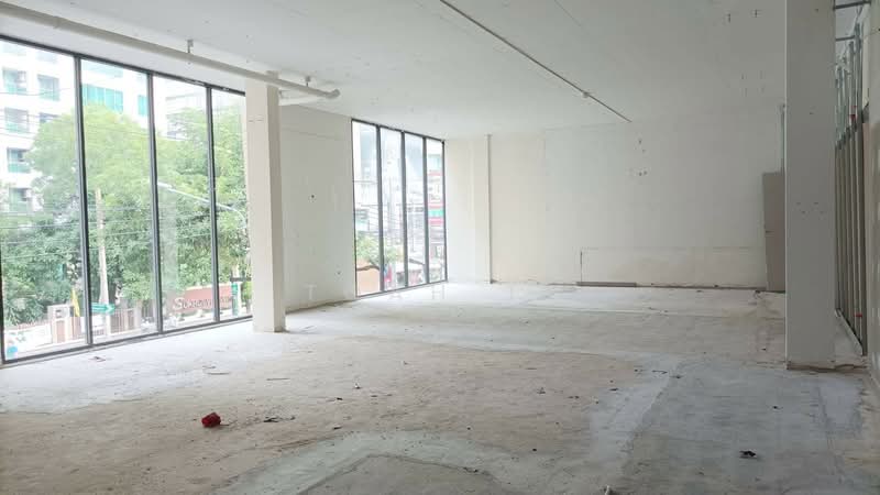 พื้นที่ให้เช่า บ้านก้ามปู อโศก : Space for rent Baankampu Asoke., กรุงเทพ, คลองเตยเหนือ, วัฒนา, กรุงเทพ, 100 ตร.ม., พื้นที่ขายของ ให้เช่า, โดย TOAH T., 11761516 - DDproperty.com