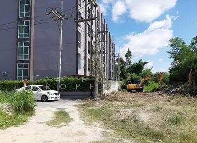 ขาย - ขายที่ดินซอยศุขประยูร ตำบลดอนหัวฬ่อ เมืองชลบุรี, ชลบุรี