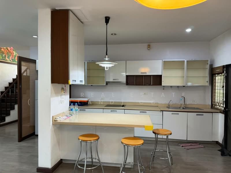 Baan Krisna Rama 5-Karnchanaphisek, Nonthaburi, Bang Khu Wiang, Bang Kruai, Nonthaburi, 4 Bedrooms, 150 sqm, Single Detached House For Rent, by Cat Real Estate (Thailand) Co., Ltd., 11761767 - DDproperty.com