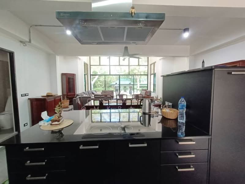 Big house for sale at Ocean view Bangsaray with big swimming pool, Chon Buri (Pattaya), 144/51 Ocean view, Bang Sa-re, Sattahip, Chon Buri (Pattaya), 4 Bedrooms, 250 sqm, Single Detached House For Sale, by Konkanok Homkratok, 11761772 - DDproperty.com