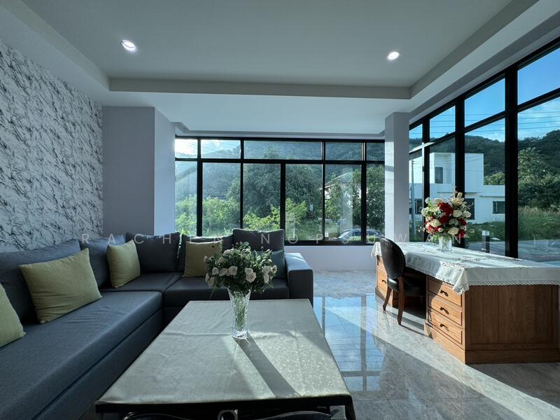 For Sale - sale, 2-storey detached house, Nam Noi area, 5 bedrooms, selling for only 13.9 million baht., Songkhla