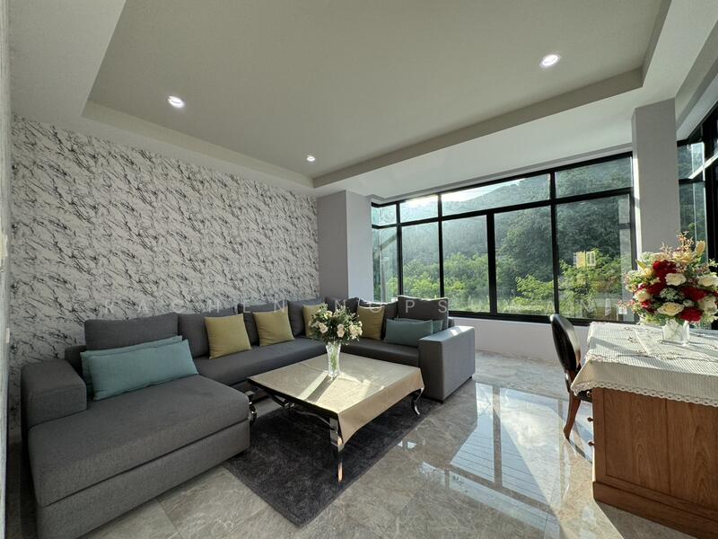 For Sale - sale, 2-storey detached house, Nam Noi area, 5 bedrooms, selling for only 13.9 million baht., Songkhla