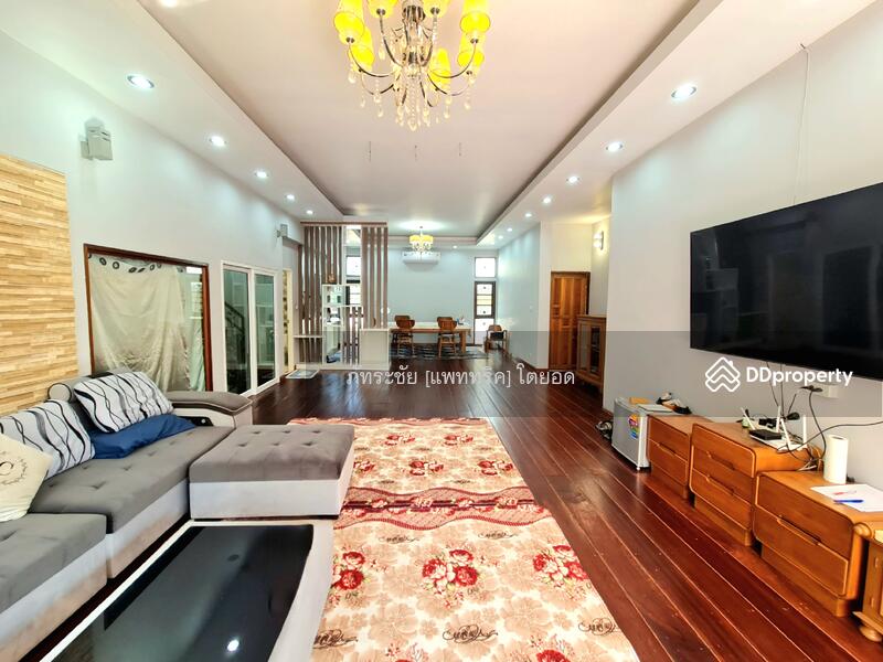 สนใจ ติดต่อคุณเอดิน่า 0855962287   Line @KrutzRealty