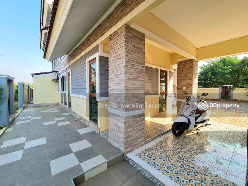 สนใจ ติดต่อคุณเอดิน่า 0855962287   Line @KrutzRealty