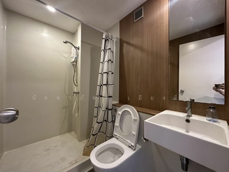 Blossom Condo @ Sathorn-Charoenrat, Bangkok, Charoen Rat Road, Thung Wat Don, Sathon, Bangkok, 1 Bedroom, 32 sqm, Condo For Rent, by Nutchaphat iang-im, 11762984 - DDproperty.com