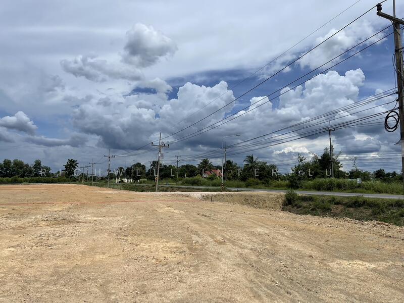 ขายที่ดินเกาะขนุนถมแล้วเริ่มต้น 152 ตรว.ทำเลดีติดถนนพนม-ท่าลาด-สนามชัยเขต2ด้าน พนมสารคาม ฉะเชิงเทรา, ฉะเชิงเทรา, เกาะขนุน, พนมสารคาม, ฉะเชิงเทรา, 608 ตร.ม., ที่ดิน ขาย, โดย RICHWELL INTERPLUS, 11763133 - DDproperty.com