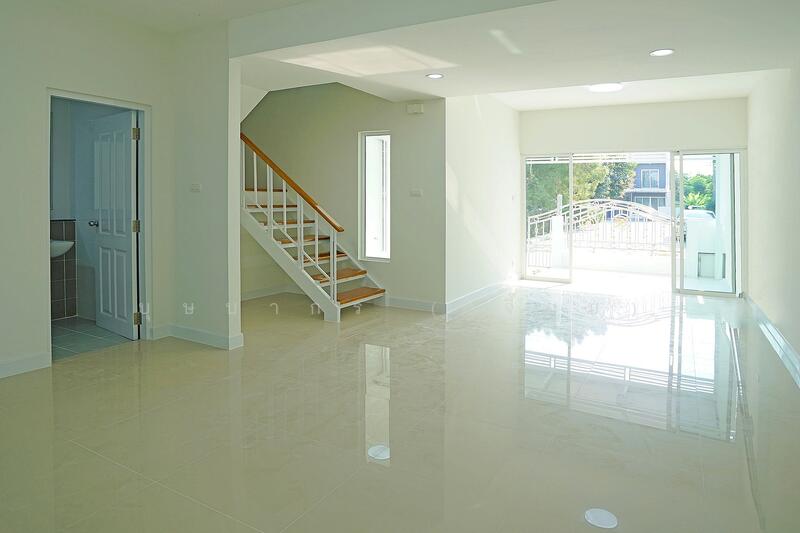 บ้านสวยมาก รีโนเวทใหม่ สไตล์มินิมอล #หมู่บ้านอารียา ไทรน้อย ใกล้บิ๊กซี ไทรน้อย, นนทบุรี, บางกรวย - ไทรน้อย, ไทรน้อย, ไทรน้อย, นนทบุรี, 110 ตร.ม., ทาวน์เฮ้าส์ ขาย, โดย บุษบากร (เจี๊ยบ), 11763605 - DDproperty.com