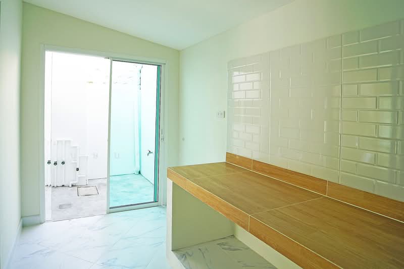 บ้านสวยมาก รีโนเวทใหม่ สไตล์มินิมอล #หมู่บ้านอารียา ไทรน้อย ใกล้บิ๊กซี ไทรน้อย, นนทบุรี, บางกรวย - ไทรน้อย, ไทรน้อย, ไทรน้อย, นนทบุรี, 110 ตร.ม., ทาวน์เฮ้าส์ ขาย, โดย บุษบากร (เจี๊ยบ), 11763605 - DDproperty.com