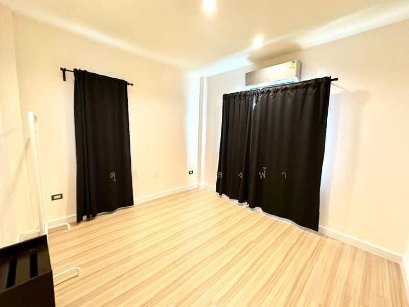 ให้เช่าบ้านเดี่ยว หลังมุม ม.แมกโนลีย์ สวนเสือ ศรีราชา, Chon Buri (Pattaya), Surasak, Si Racha, Chon Buri (Pattaya), 3 Bedrooms, 180 sqm, Single Detached House For Rent, by Dusit Saengfa, 11763905 - DDproperty.com