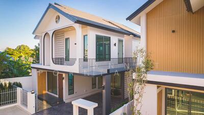 ขาย - บ้านเดี่ยวสร้างใหม่ สไตล์โมเดิร์นมินิมอล 3 ห้องนอน โซนท่าวังตาล, เชียงใหม่