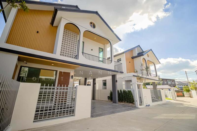For Sale - Newly built single house, modern minimalist style, 3 bedrooms, Tha Wang Tan area, Chiang Mai