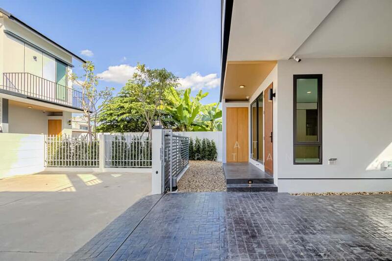 ขาย - บ้านเดี่ยวสร้างใหม่ สไตล์โมเดิร์นมินิมอล 3 ห้องนอน โซนท่าวังตาล, เชียงใหม่