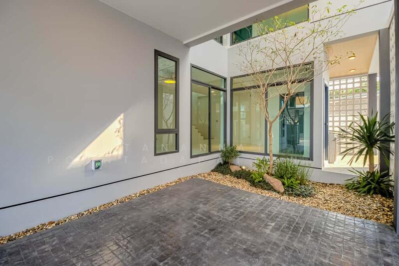 For Sale - Newly built single house, modern minimalist style, 3 bedrooms, Tha Wang Tan area, Chiang Mai