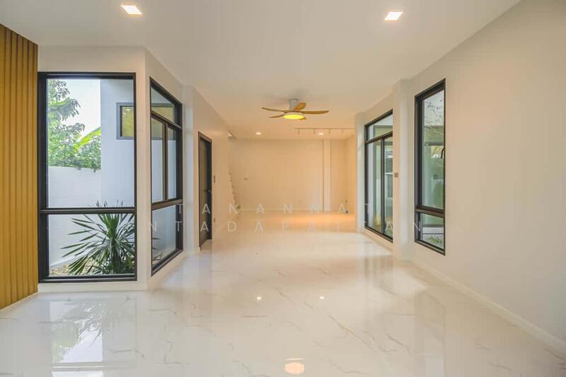 ขาย - บ้านเดี่ยวสร้างใหม่ สไตล์โมเดิร์นมินิมอล 3 ห้องนอน โซนท่าวังตาล, เชียงใหม่