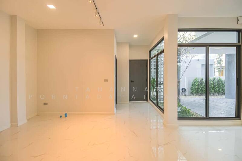 For Sale - Newly built single house, modern minimalist style, 3 bedrooms, Tha Wang Tan area, Chiang Mai