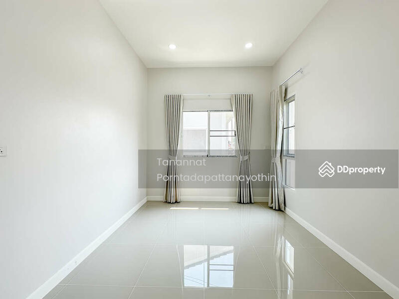 ขาย - บ้านใหม่ ที่ดินกว้าง 3 นอน 2 น้ำ, เชียงใหม่