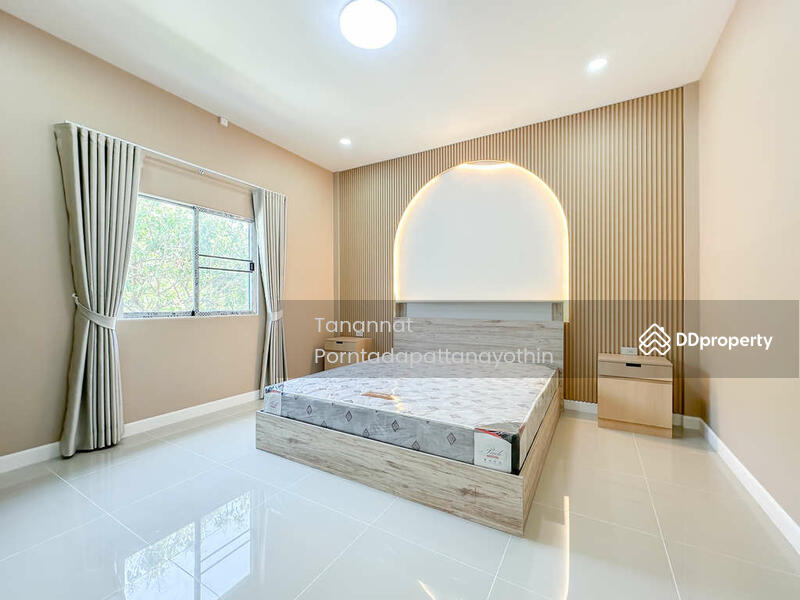 ขาย - บ้านใหม่ ที่ดินกว้าง 3 นอน 2 น้ำ, เชียงใหม่