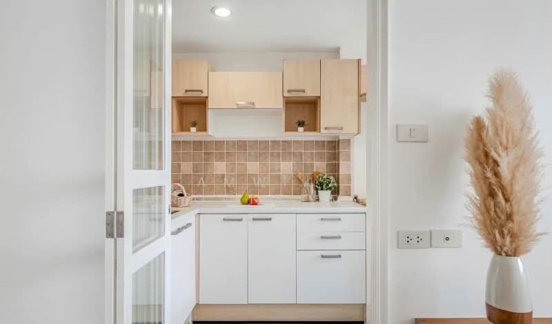 Lumpini Ville Phra Mae Maree-Sathorn, Bangkok, 46 Charoen Krung Road, Yan Nawa, Sathon, Bangkok, 2 Bedrooms, 60 sqm, Condo For Rent, by Amwika Karoonsombat, 11765493 - DDproperty.com