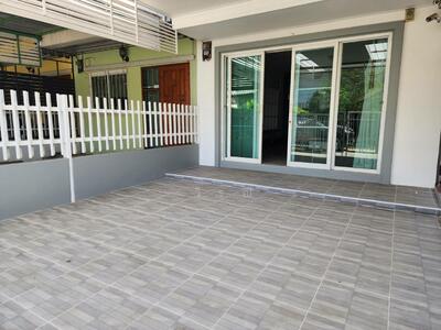 ขาย - ขายทาวน์โฮมใกล้ไนท์เซฟวัน, นครราชสีมา