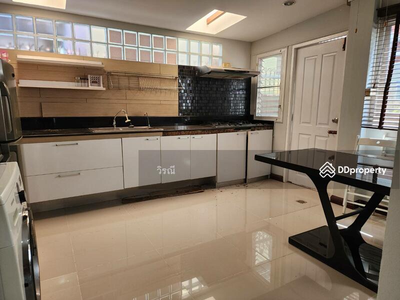 ขาย - ขายทาวน์โฮมใกล้ไนท์เซฟวัน, นครราชสีมา