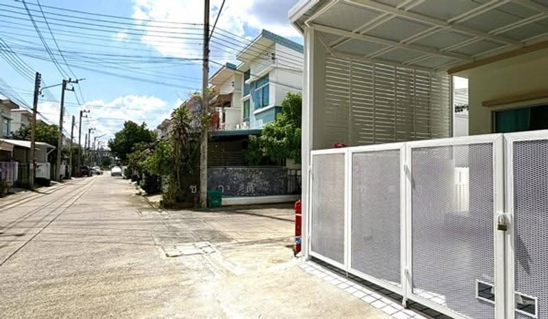 โนโววิลล์ ลำลูกกาคลอง 3, Pathum Thani, Lat Sawai, Lam Luk Ka, Pathum Thani, 3 Bedrooms, 120 sqm, Townhouse For Sale, by ชนะชาติ นนท์ตา, 11766050 - DDproperty.com