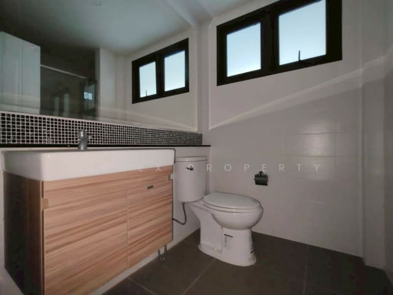 The City Ramintra-Wongwaen, Bangkok, Lieb wong wean - Thai Raman Road, Sam Wa Tawan Tok, Khlong Sam Wa, Bangkok, 4 Bedrooms, 388 sqm, Single Detached House For Sale, by Connex Property, 11766202 - DDproperty.com