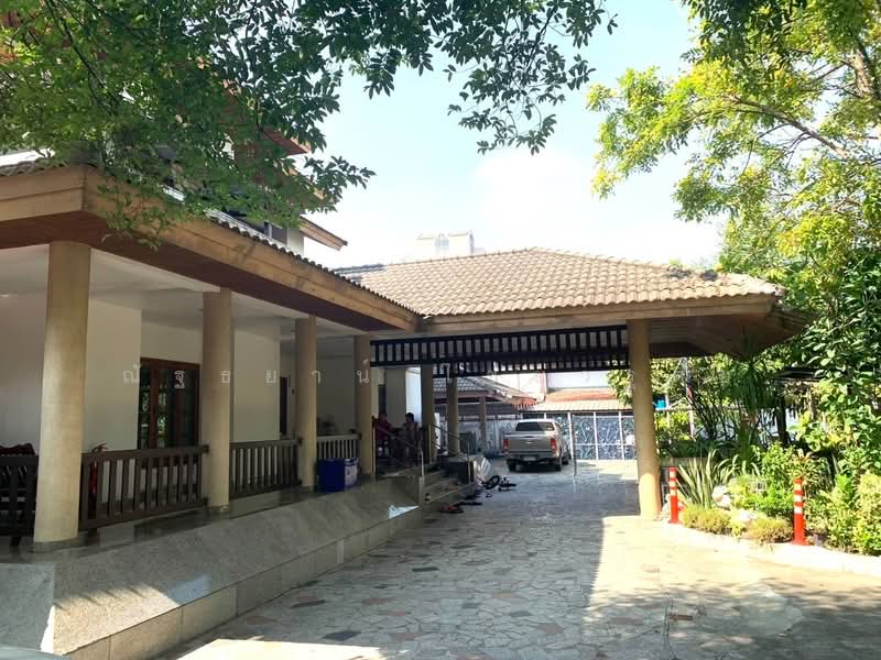 บ้านเดี่ยวในซอบพหลโยธิน 44 แปลงมุมติดถนน 2 ด้านเนื้อที่ 391 ตารางวาห่างจากถนนพหลโยธินไม่ถึง 300 เมตร, Bangkok, พหลโยธิน, Anusaowari, Bang Khen, Bangkok, 9 Bedrooms, 910 sqm, Single Detached House For Sale, by ณัฐธยาน์ ไชยวรุตย์, 11766229 - DDproperty.com