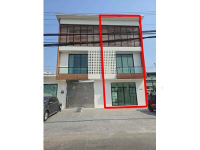 ขาย - ขายทาวน์โฮม ซ.แจ้งวัฒนะ 6 ใกล้ MRT ราชภัฎฯพระนคร เนื้อที่ 27.8 ตารางวา 3ห้องนอน 3ห้องน้ำ, กรุงเทพ